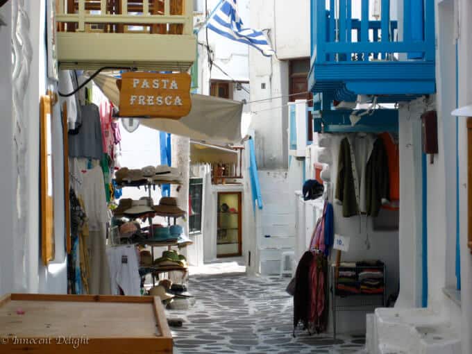 Greek Frappe Coffee is an amazingly light and creamy iced coffee that is both refreshing and comforting, all at once. Fluffy and chilled coffee(?)......yes, please.