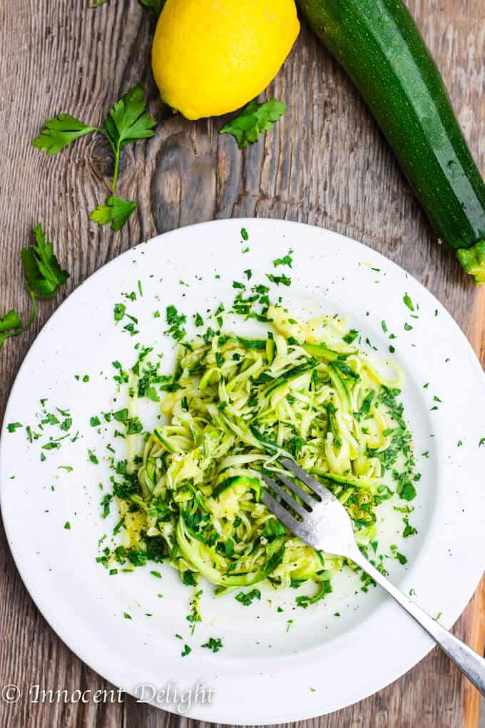 Garlic lemon zucchini noodles
