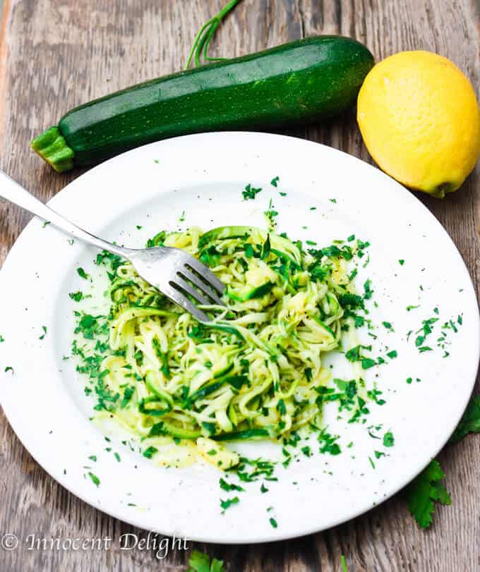 Garlic lemon zucchini noodles