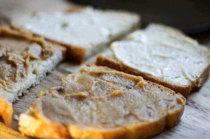 Leftover Turkey Sandwich - ultimate Thanksgiving perfect bite 