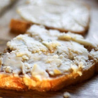 Leftover Turkey Sandwich