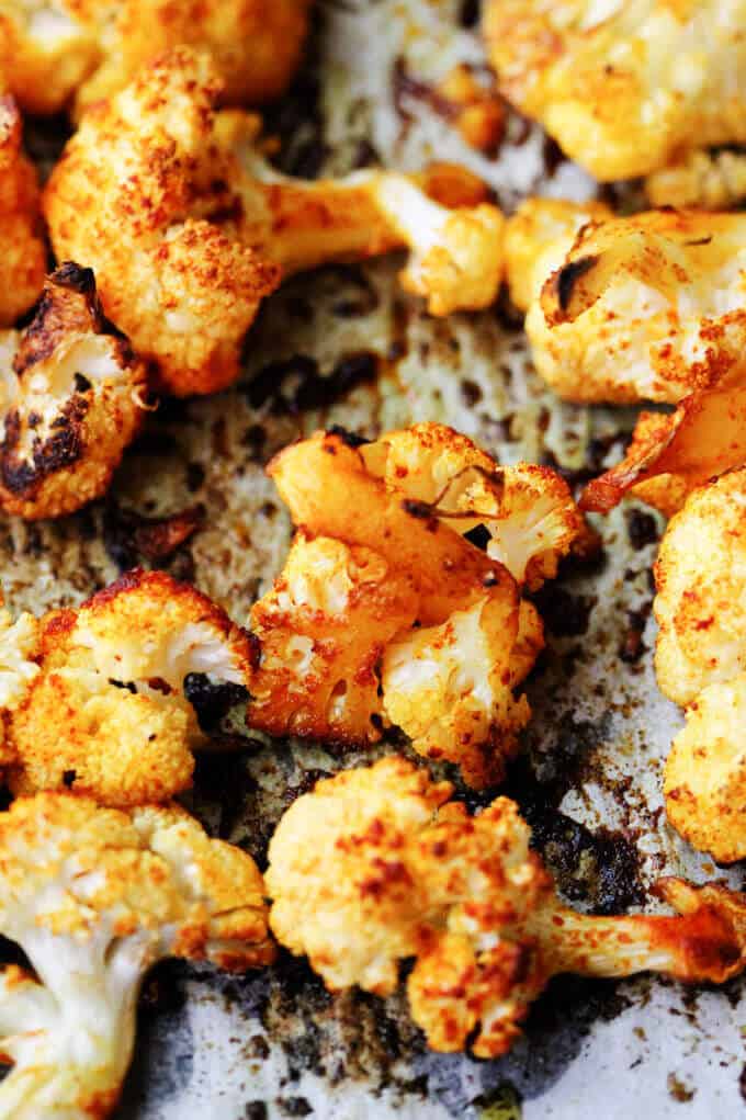 Roasted Cauliflower Soup with Smoked Paprika & Coconut Milk is a very flavorful and comforting soup. Spanish smoked paprika adds a little spice while coconut milk smooths it down to create a perfect balance.