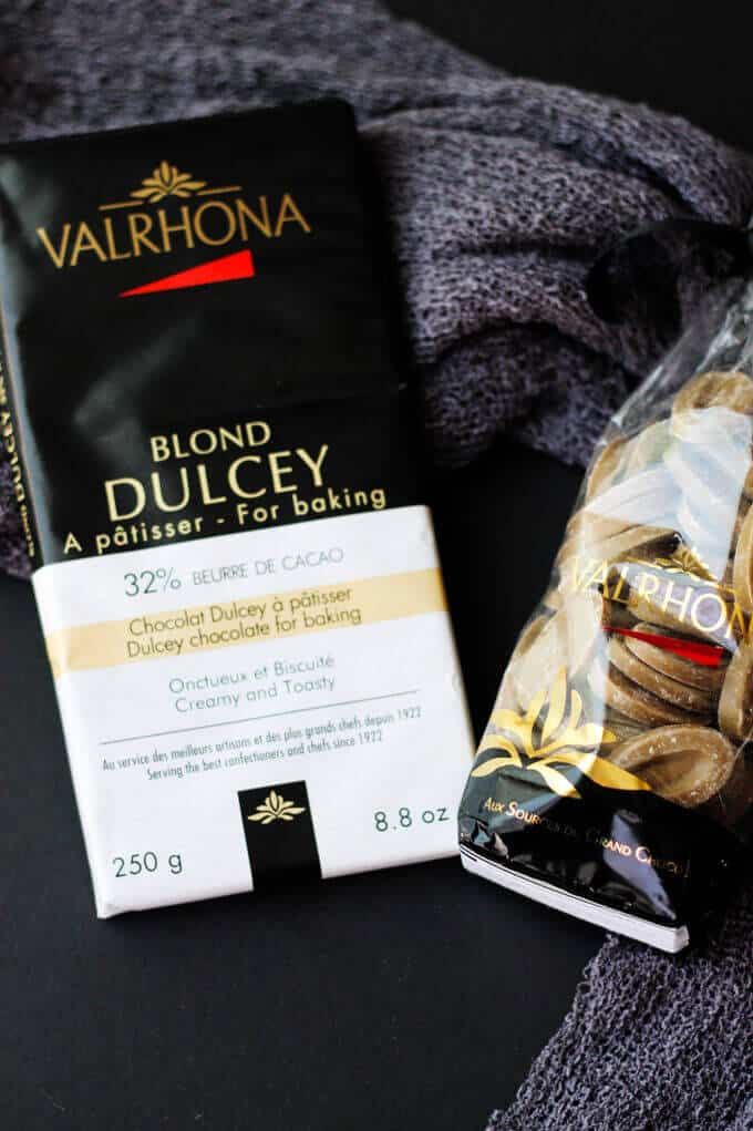 Blond Chocolate-Dipped Pistachio Financier is an amazing dessert which uses this decadent, super unique Blond Chocolate and a silky French butter. #AD #MadeinFrance #MadewithLove