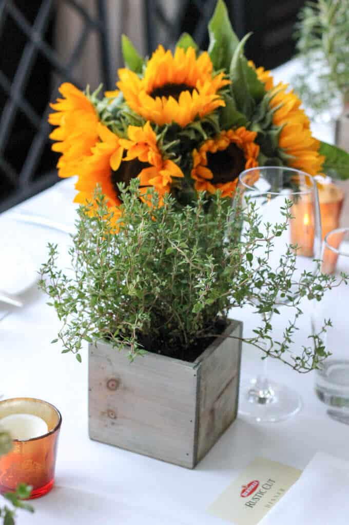 Skillet Pepperoni Pizza Sloppy Joes are a very easy dish with ground turkey, Bertolli Rustic Cut Marinara Sauce, peperoni and mozzarella cheese. It can be served on a bun or over pasta or polenta #Ad #ReachforRustic