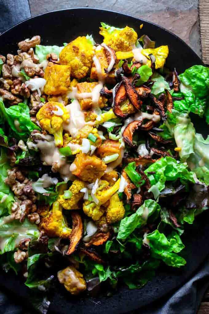Whether it's a New Year resolution or perhaps a long-term desire to eat healthy, this compilation of 35 Amazing Detox Salads will definitely help you stay on track Amazing Detox Salads