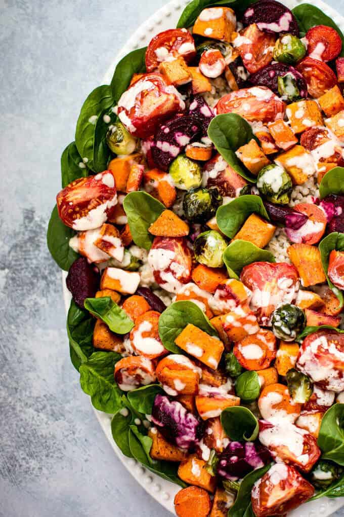 Whether it's a New Year resolution or perhaps a long-term desire to eat healthy, this compilation of 35 Amazing Detox Salads will definitely help you stay on track Amazing Detox Salads