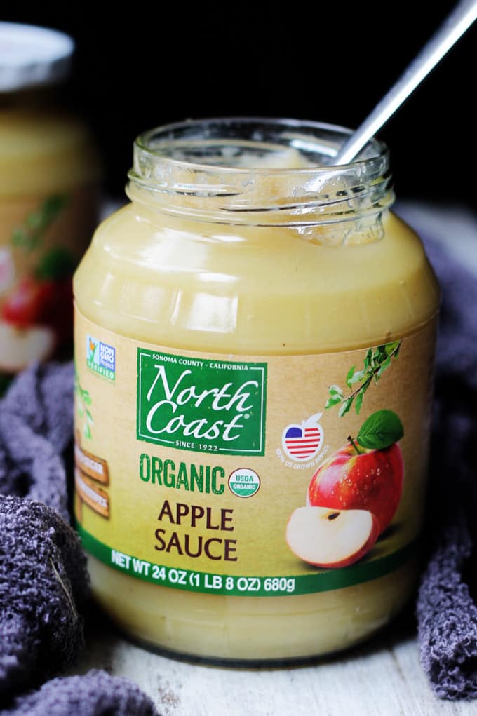 These Apple Sauce Crepes with Honey Ricotta are made with cinnamon crepes, North Coast Organic Apple Sauce, organic ricotta and raw honey. These crepes are super delicious and healthy at the same time. A perfect option for a school lunch or even an afternoon snack. North Coast Organic Apple Sauce Jar