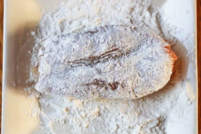 Breading chicken kiev1